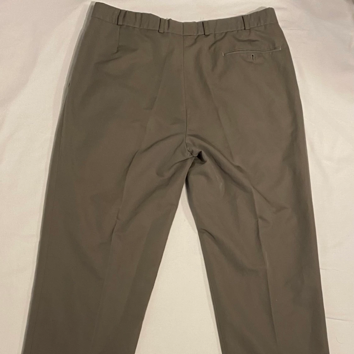 Grå/gröna kostymbyxor - 91