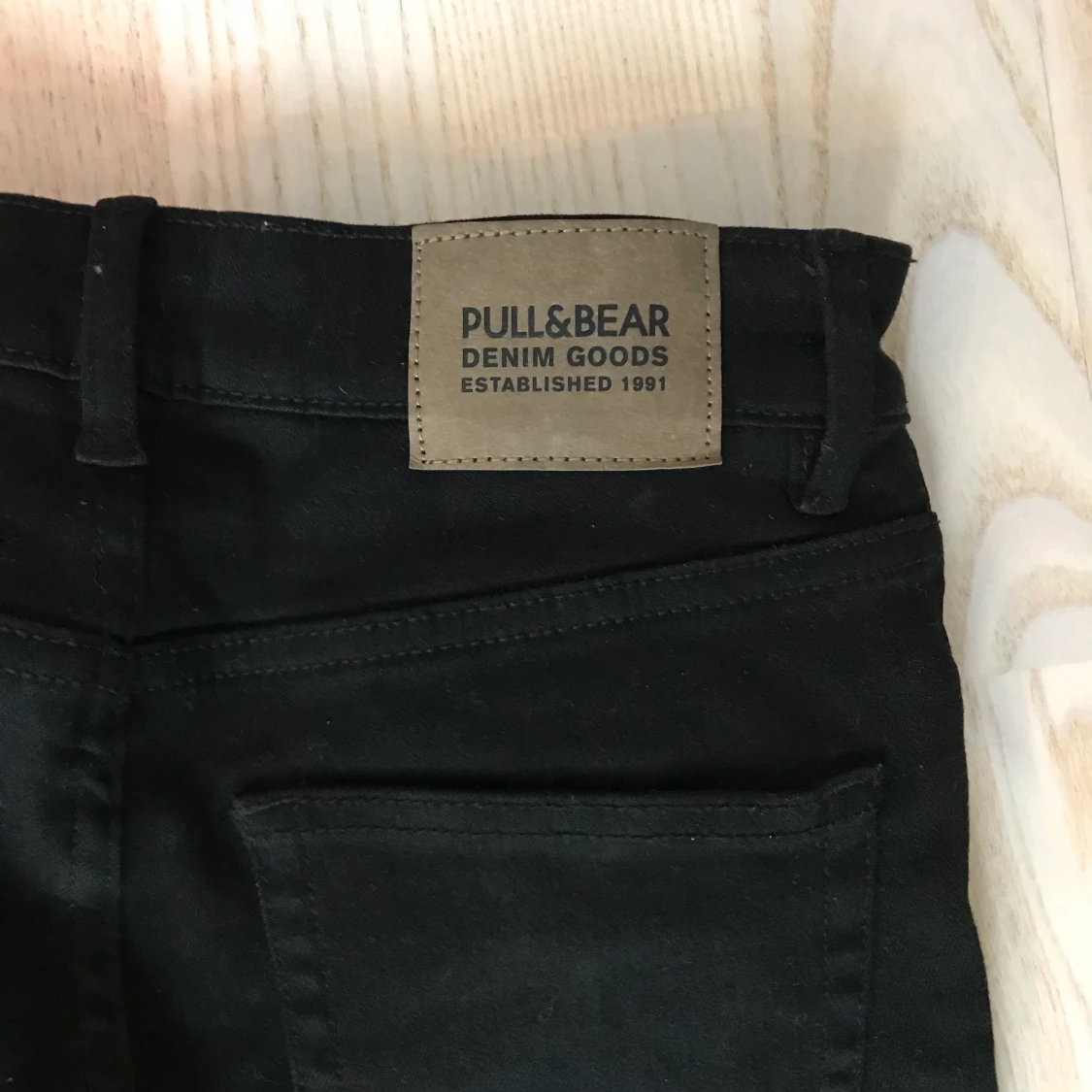 Nya Pull &Bears svarta byxor  - 90