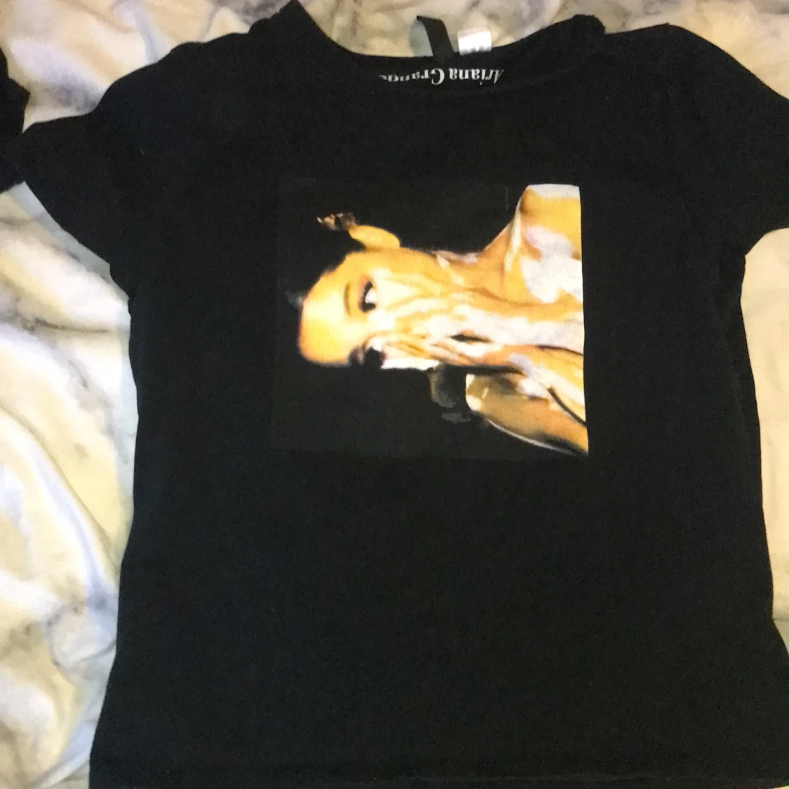 Ariana grade T-shirt