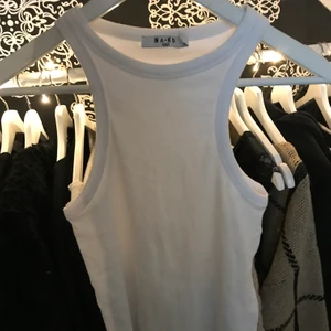 Ribbat Linne -  Ribbat linne från NA-KD trend