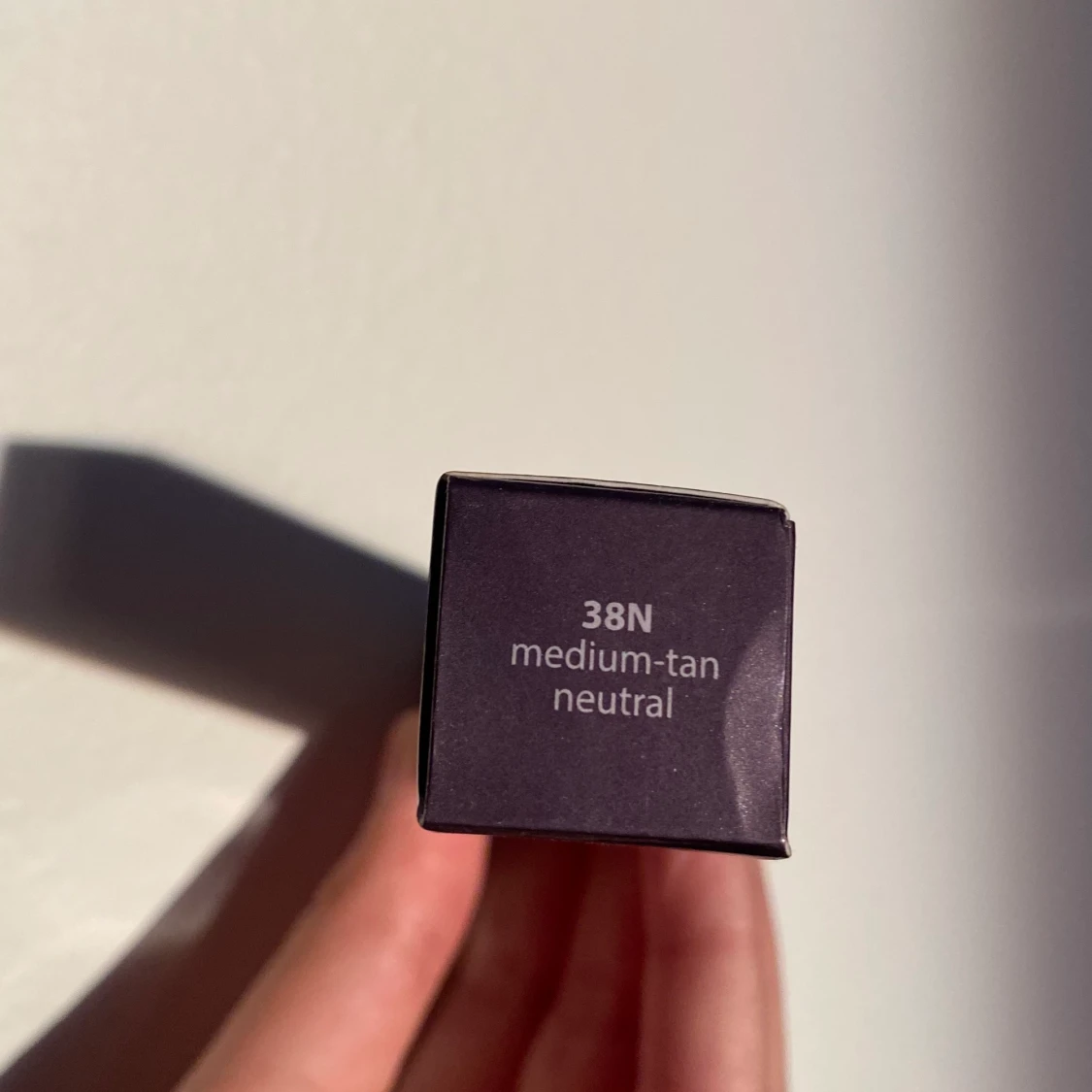 Shape tape concealer oanvänd - 90