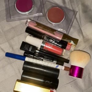 Allt på bilden för 50kr - Allt på bilden för 50kr