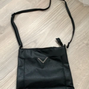 Väskor  - Väskor för 30 kr styck 