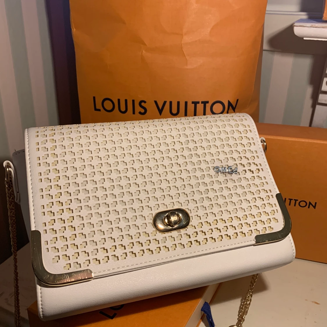 Vit axelväska  - 90