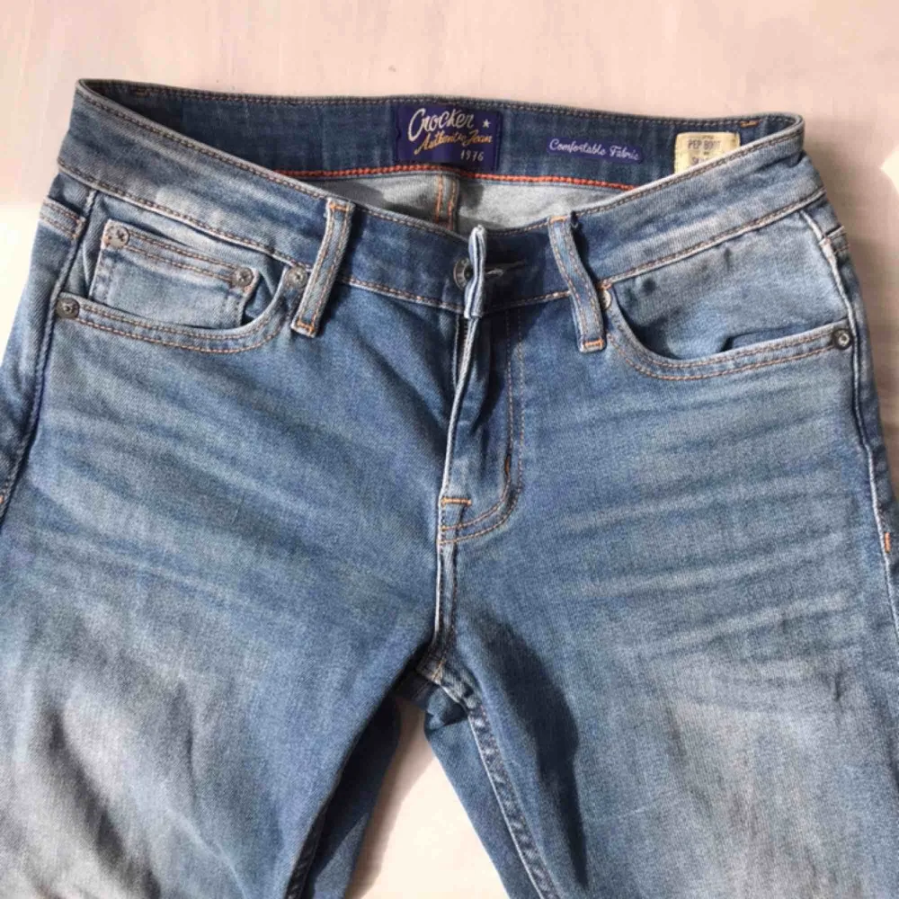 Crocker bootcut jeans! skriv för fler bilder. Möts gärna upp i sthlm ❤️. Jeans & Byxor.