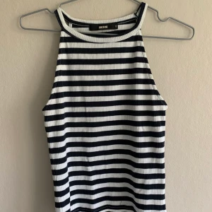 Linne - Fint linne från Bikbok, knappt använt. Köpare står för frakt 🌷