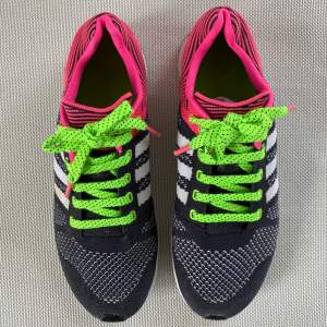 Adidas Feather Prime knit woman sneaker. Ultra light. Size 39 & 1/3. Good condition, lightly stained on one side.