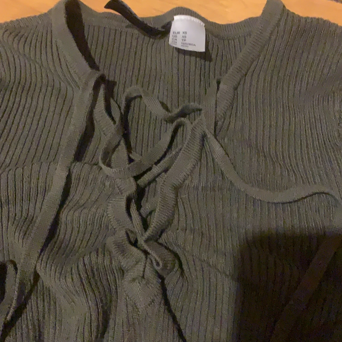 ribbad tröja med snörning - 90