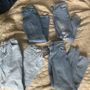 GINATRICOT JEANS - SÄLJER FYRA JEANS FRÅN GINATRICOT🤎.                 nere, v: 38. 150 kronor (ogpris 600)                                nere, h: 40. 120 kronor (ogpris 500)                              uppe, h: 38. 120 kronor (ogpris 500). (KOLLA MER I KMT)