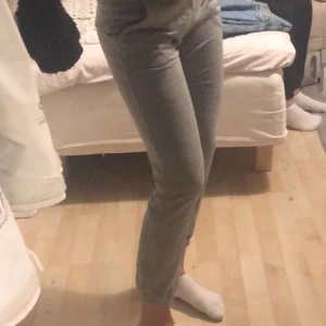 Mjukisbyxor - säljer mina mjukis då dom är alldeles för små, skriv för fler bilder💕💕