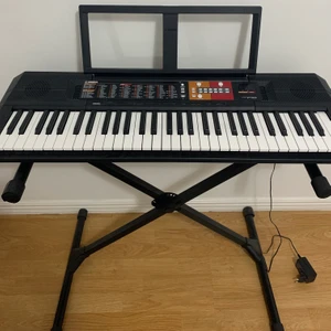 Yamaha keyboard  - En Yamaha keyboard i bra skick! Säljs pga att den inte används.