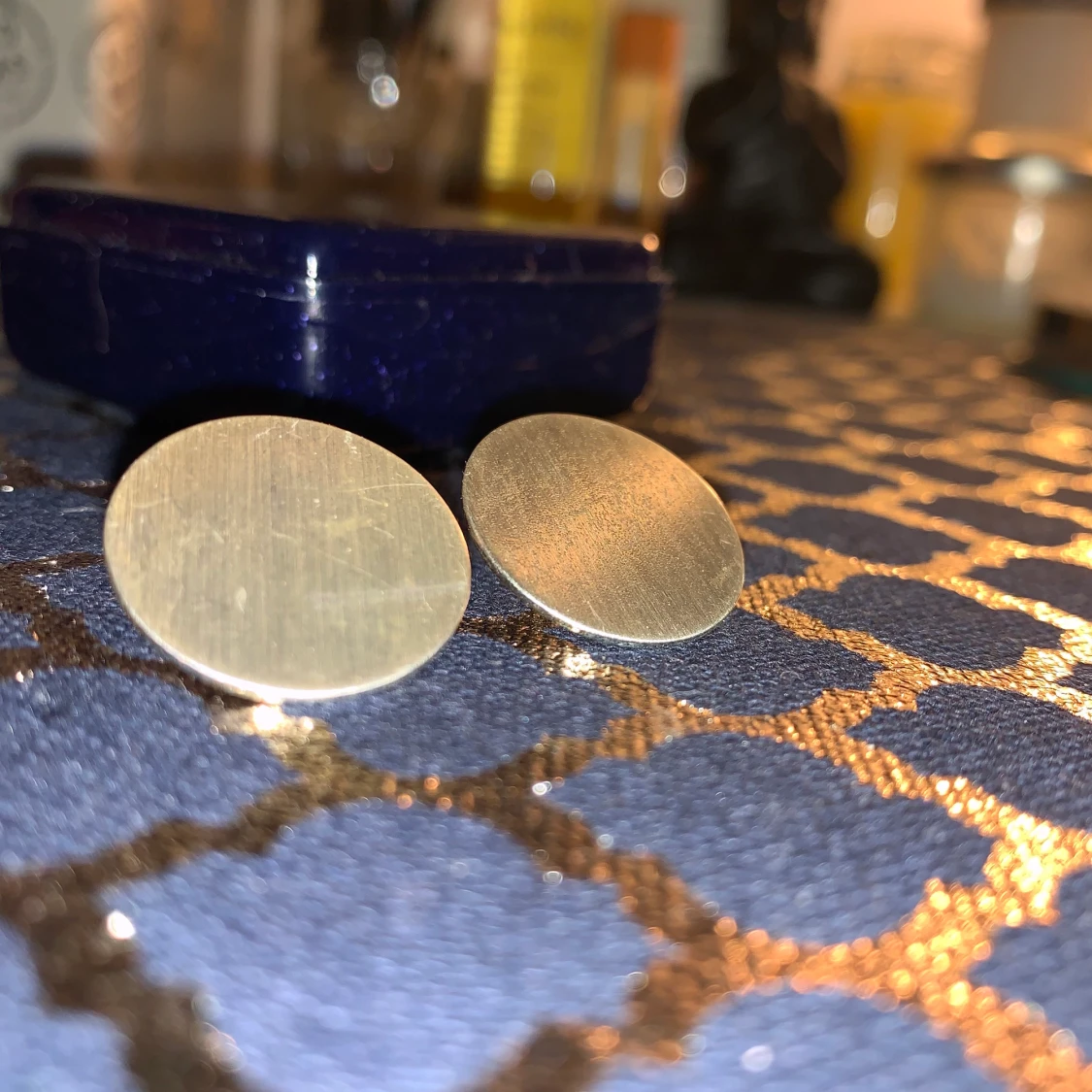 Silvriga örhängen - 90