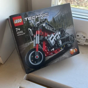 Lego - Oöppnad tecnic Lego 7+