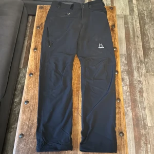 Haglöfs Byxor - Haglöfs byxor knappt använda perfekta inför kylan