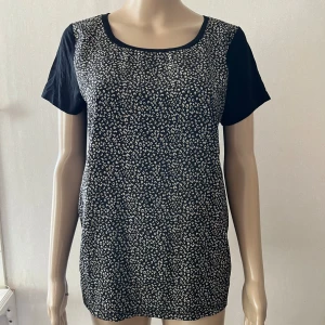 T-shirt topp - Inget att anmärka på 