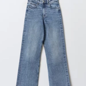 Gina jeans  - Säljer dessa liknande jeans från Gina fast i mörkblåare färg, då de ej kommer till användning.