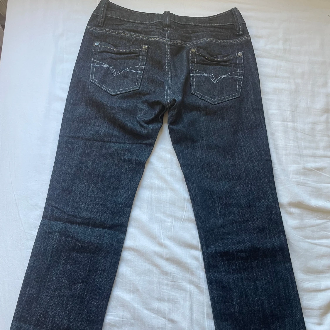 Svarta low waist jeans - 90