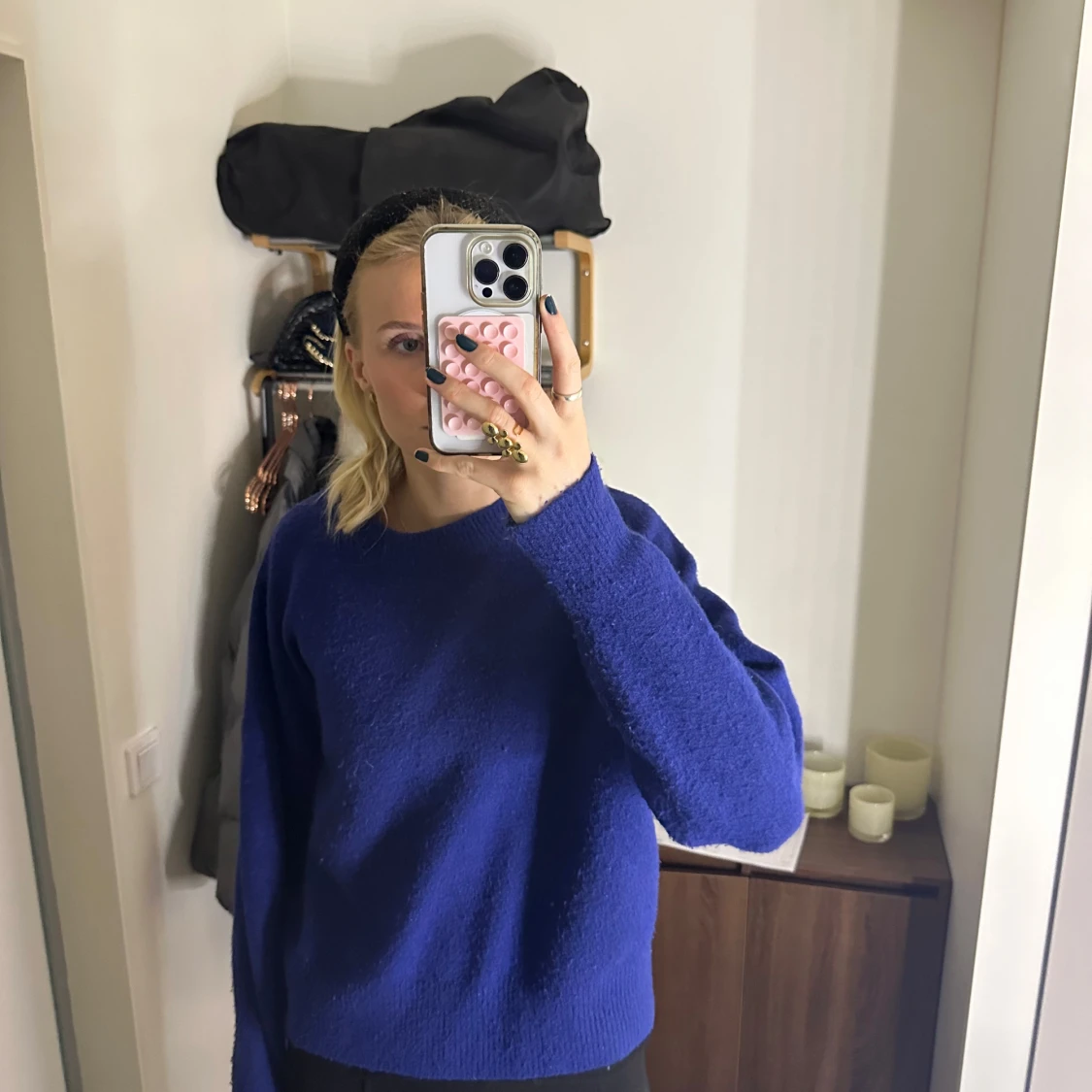 Blå stickad tröja - 90