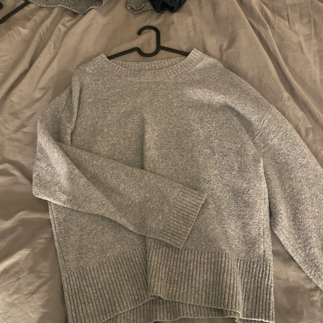 Stickad tröja  - 91