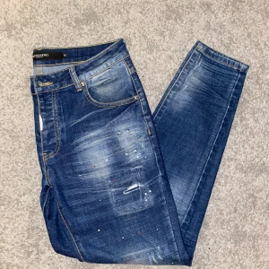 Jeans  - Slim jeans från Alessandro Zavetti. Nyskick. Storlek 30/30