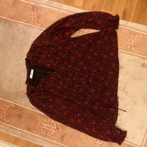 Höstblus 🍂🔥 - Fin blus som säljs pga ingen användning ❤️