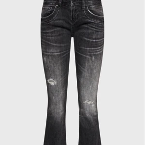 Ltb jeans  - Säljer mina ltb jeans i storlek W28 L30. Hör av dig vid frågor. Pris kan diskuteras💞