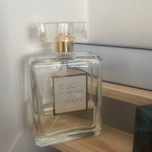 Coco Mademoiselle Parfym från Chanel - Säljer Coco Mademoiselle parfym från Chanel. ungefär 40ml kvar