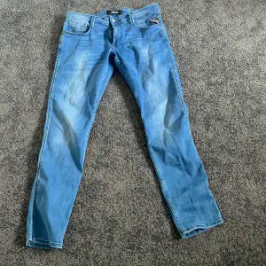 Replay jeans anbass helt oanvända väldigt bra skick