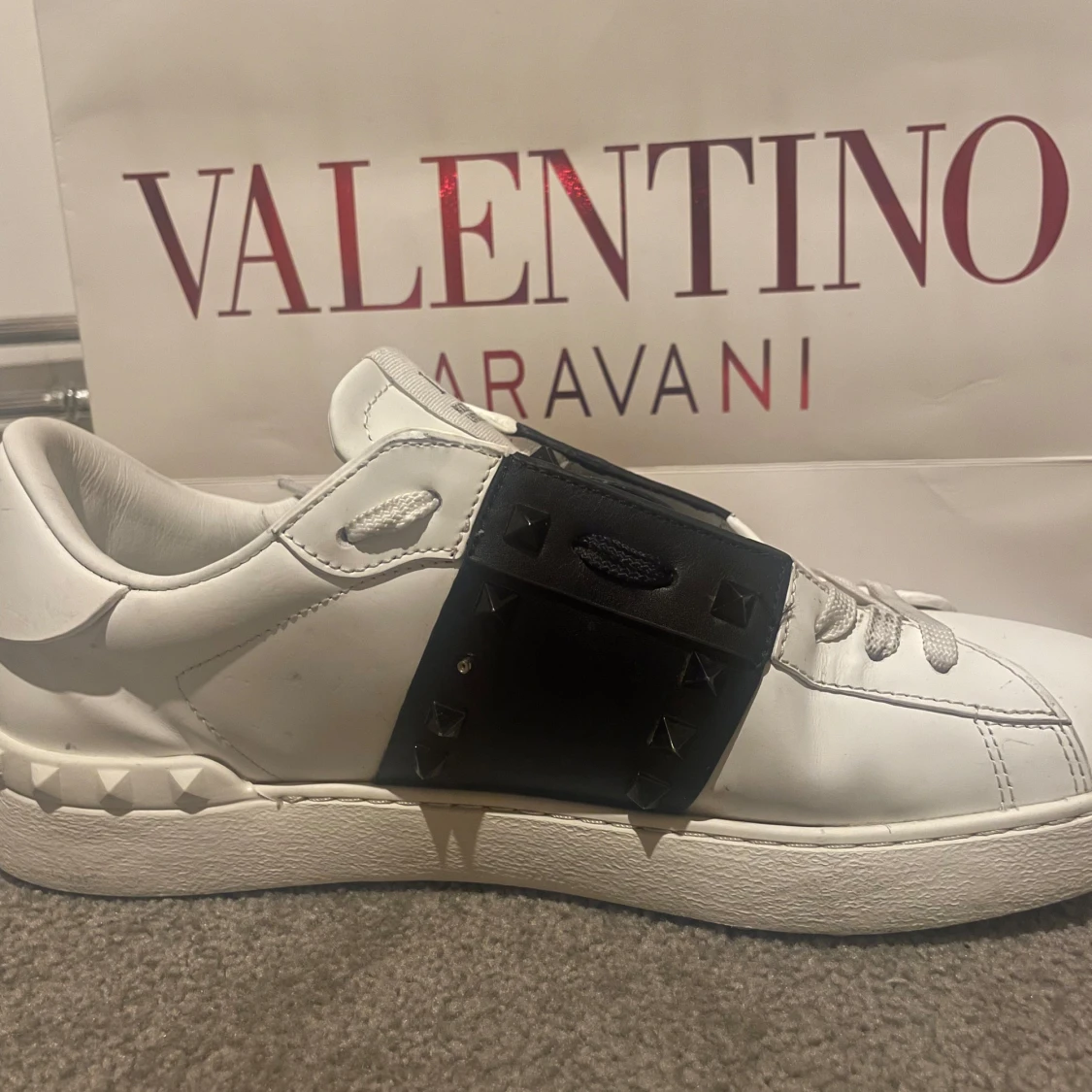 Valentino Vale black - 93