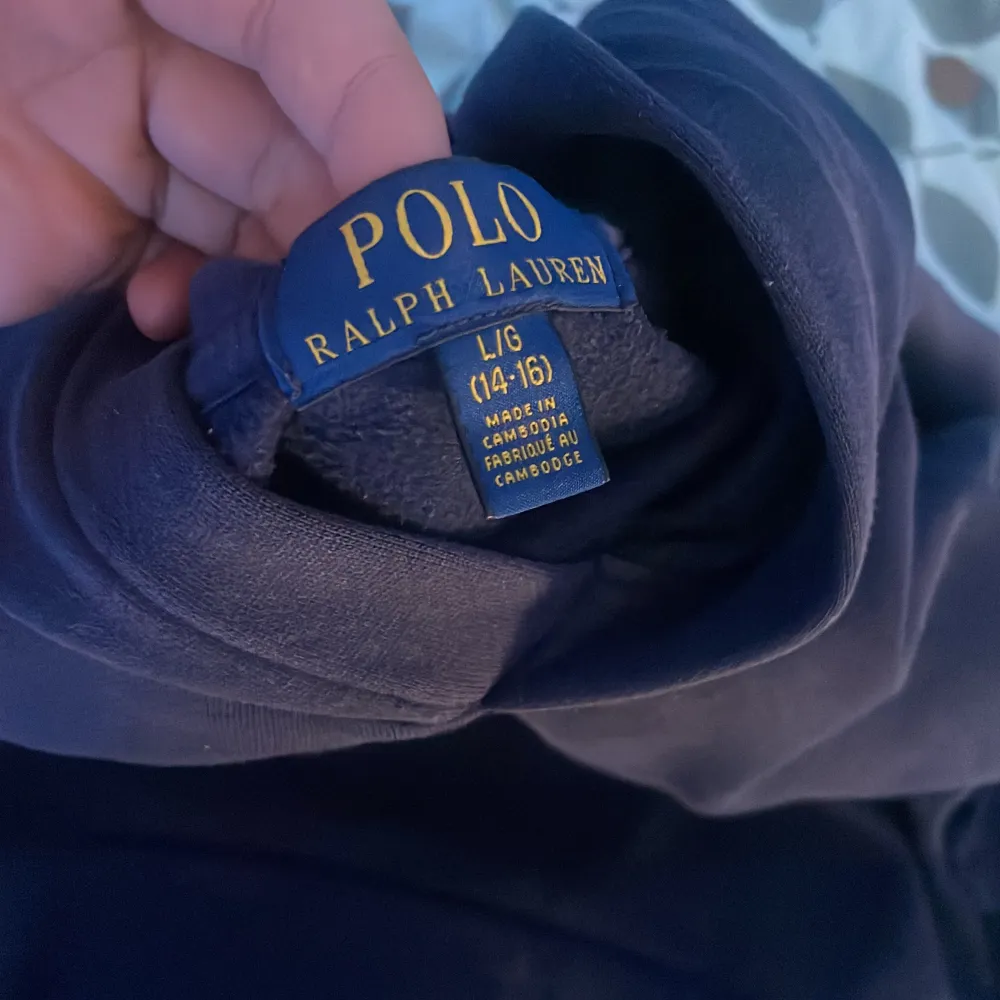 Fick av min mamma polo bear by ralph lauren . Hoodies.