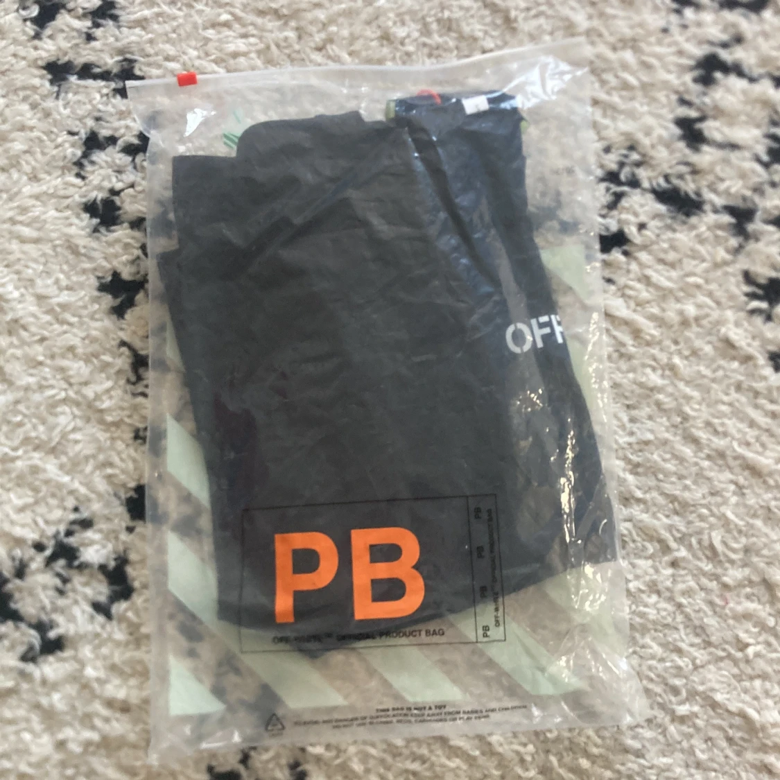 Off white tshirt - 93