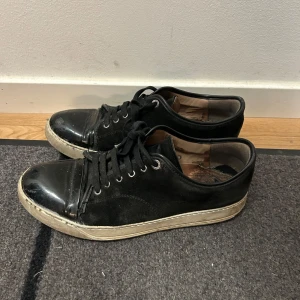 Lanvins 44 - Mycket använda lakritskolor, storlek 44. Ingen retur