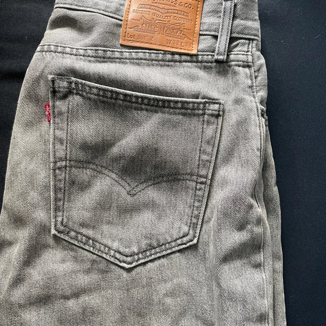 Levis jeans 551  - 90