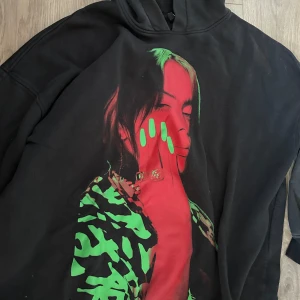 Billie eilish tröjor - Q