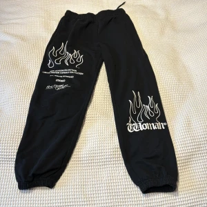 Sweatpants - Stl M men passar S/Xs för oversize☺️