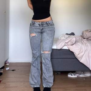 Low waist bootcut jeans 36