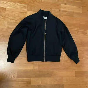 Polarn o Pyret jacka - Jacka från polarn o pyret. Knappast använd