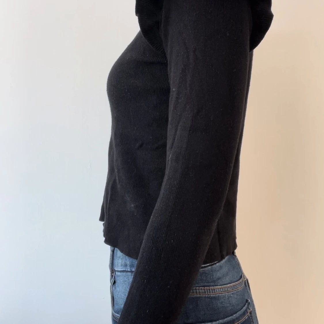 Långärmad tröja med volanger  - 90