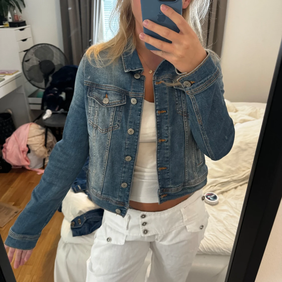 Blå croppad jeansjacka - 90