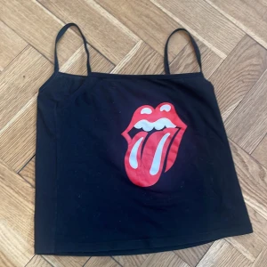 Linne - Trycket har lite sprickor