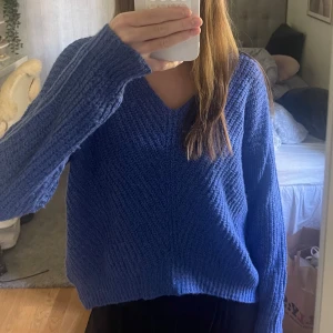 Stickad tröja - Säljer denna stickade tröjan från JDY✨