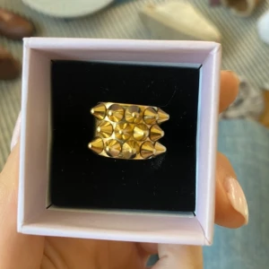 edblad ring  - Säljer min ring från edblad, 18,5 mm😄 Inga defekter.  Ord pris: 399 kr  säljer för 250 kr