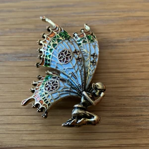 Stort hänge älva  - Stort hänge älva metall kopparfärg 