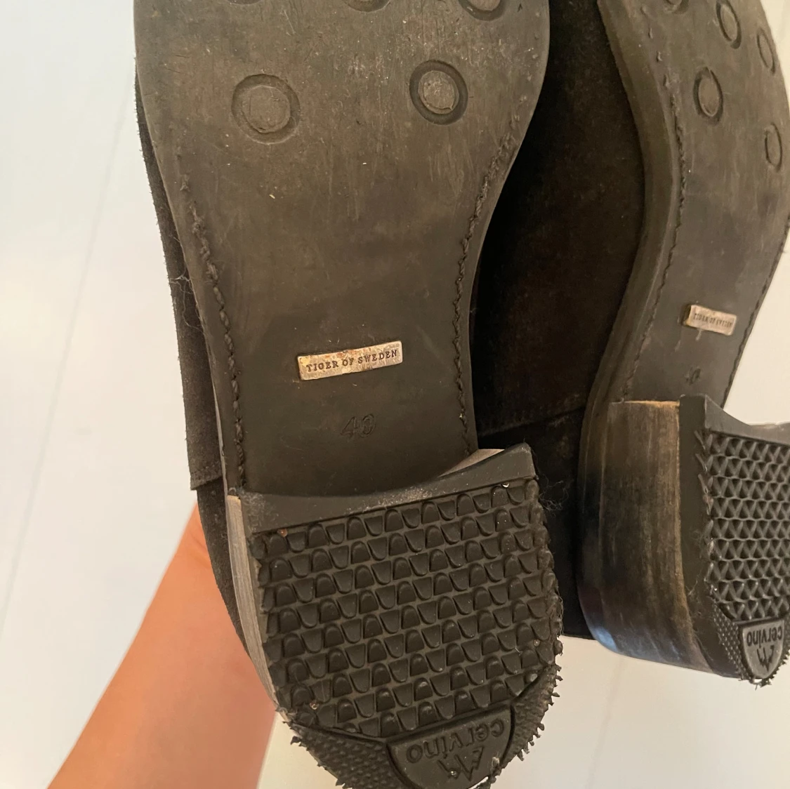 Svarta mocka Chelsea boots från Tiger of Sweden  - 92