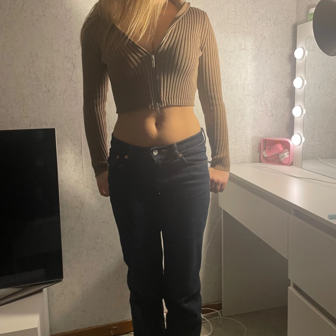 Brun ribbad croppad kofta - 90