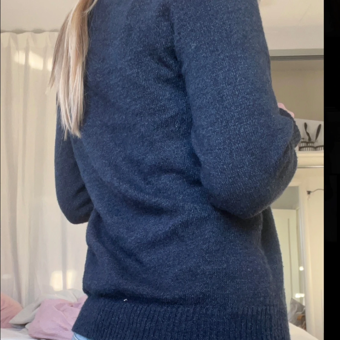 Mörkblå stickad tröja - 93