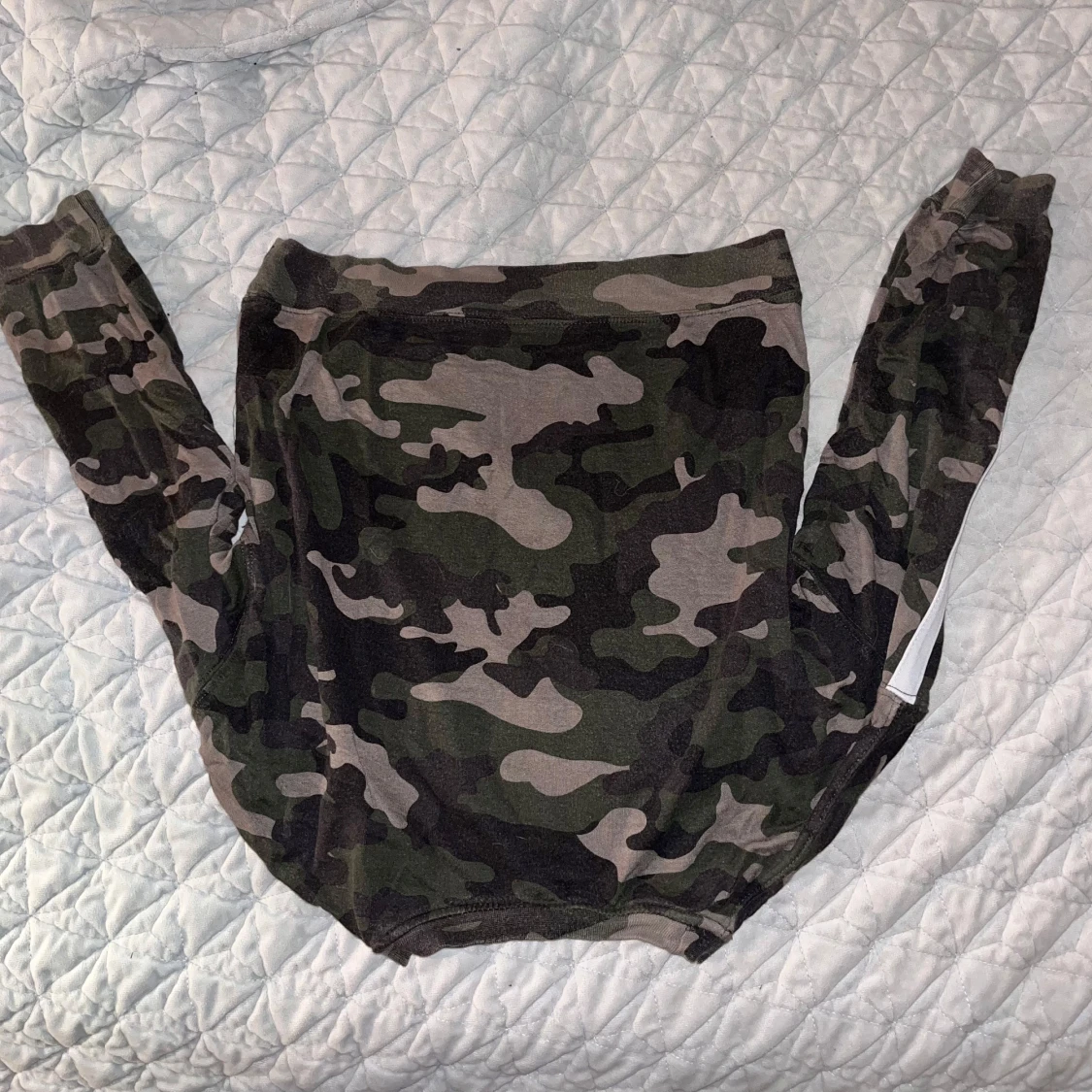 Camouflage långärmad tröja - 90