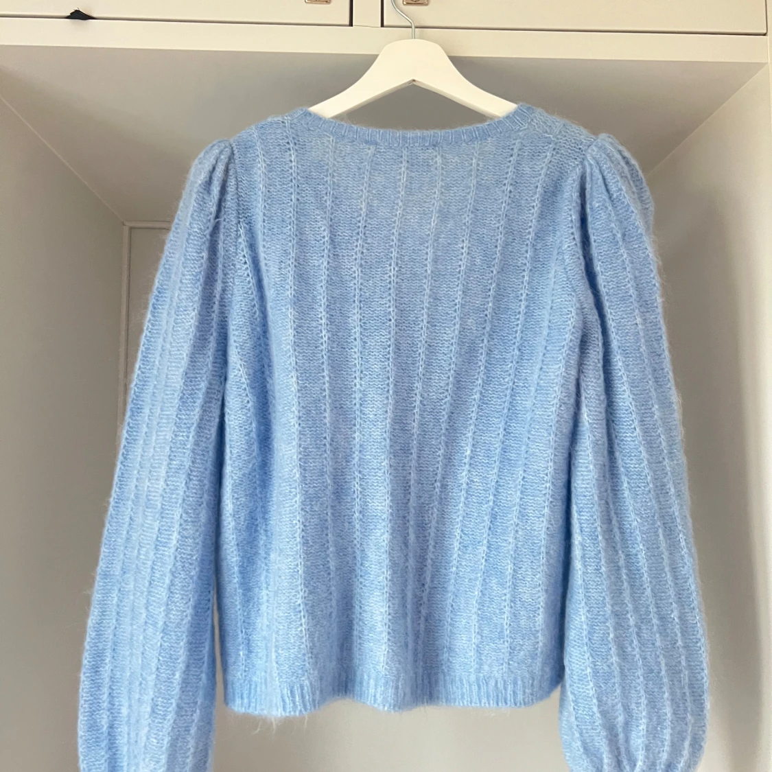 Ljusblå kofta  - 91