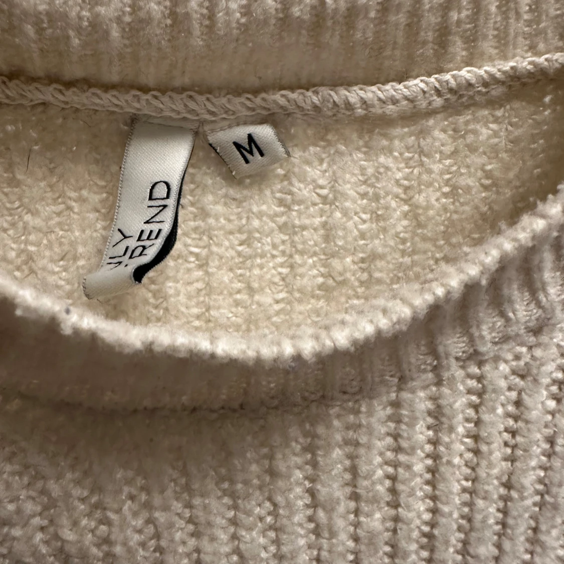 Beige stickad tröja från JDY - 91