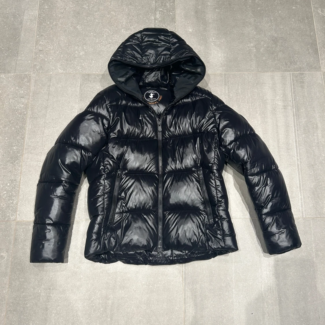 Svart pufferjacka från Save the Duck